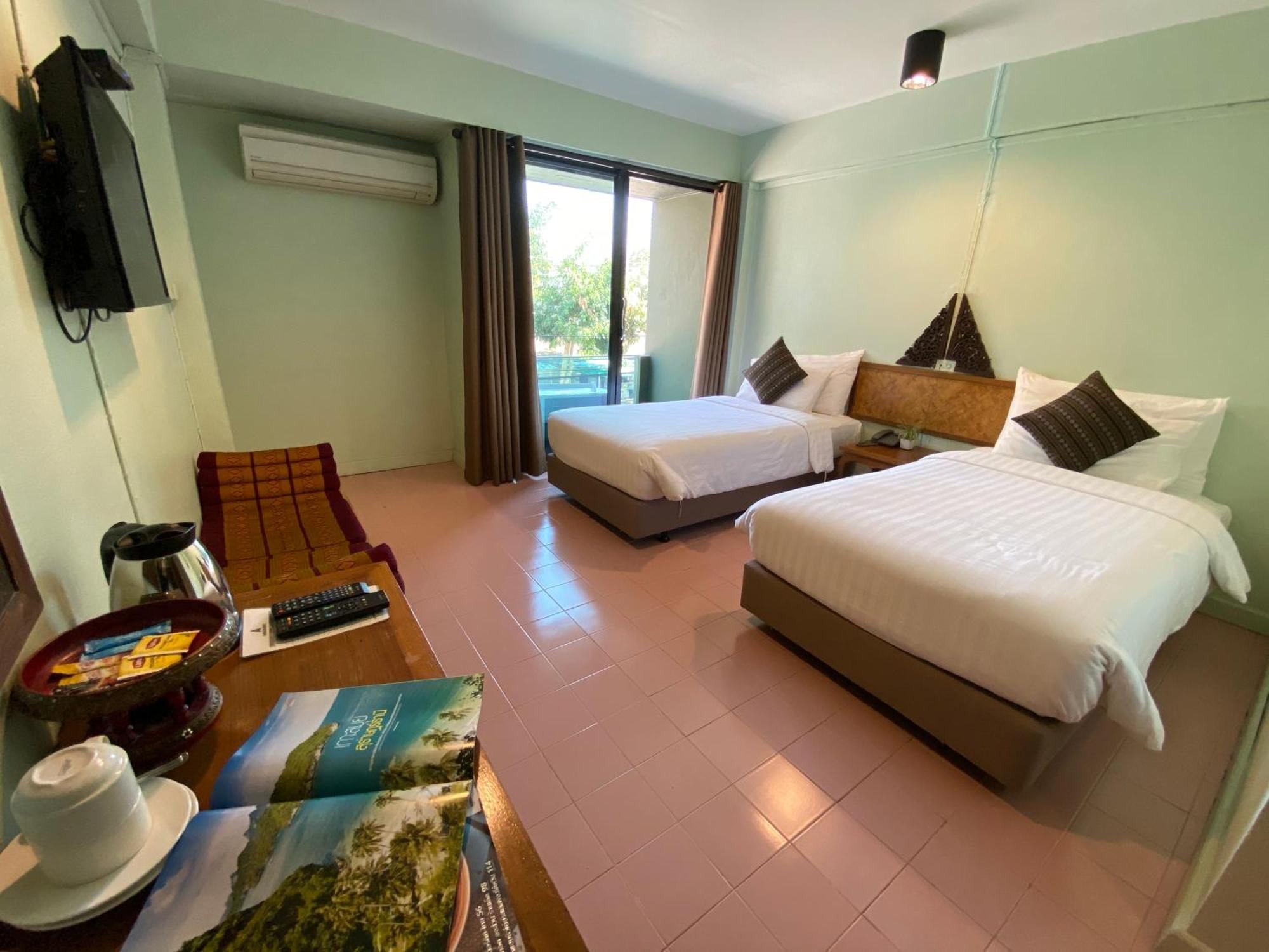A Hotel Budget Чиангсен Экстерьер фото