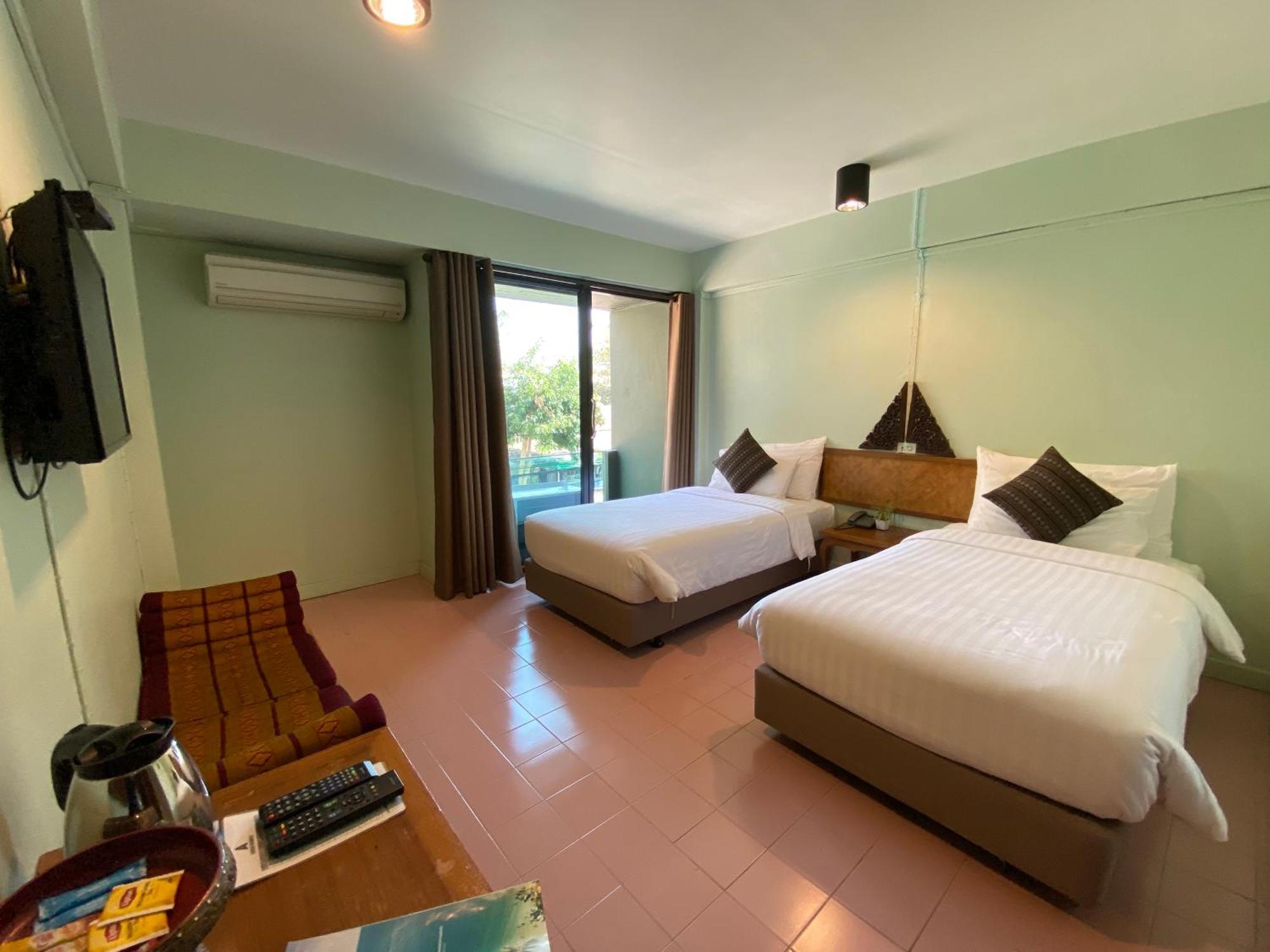 A Hotel Budget Чиангсен Экстерьер фото